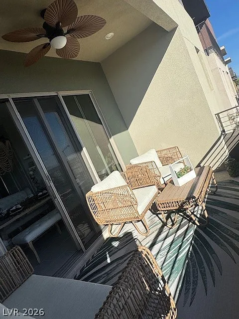 3 bed, 3.5 bath, 2403 sqft, $5,000 — Photo 4