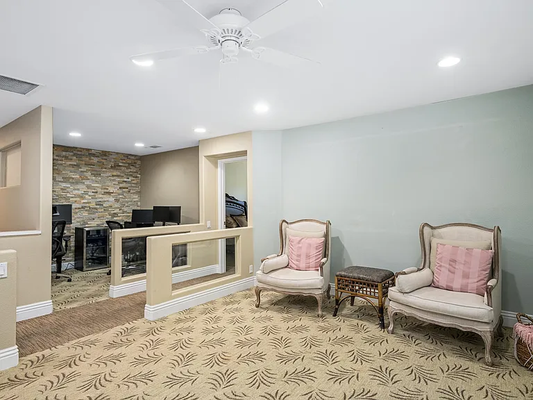 8212 E White Fir Ln — Photo 33