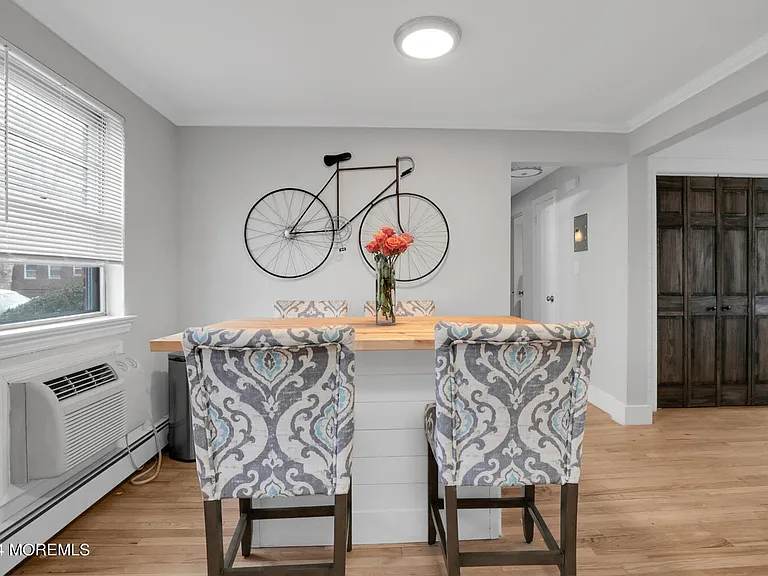 155 Manor Dr — Photo 8