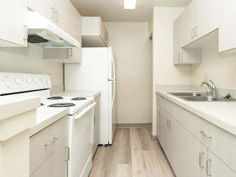 La'ilani Apartments — Photo 8