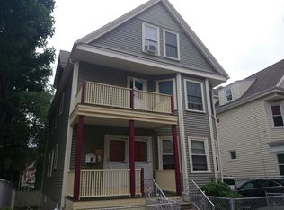 8 Edison Grn, Dorchester, MA 02125