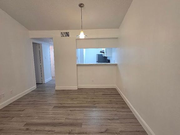 5th image of 8545 Midpark Rd APT 44