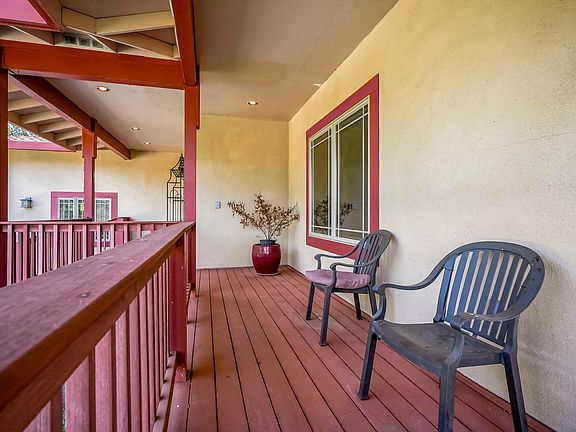 3rd image of 5603 Gold Mountain Rd