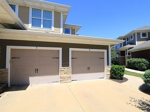 2nd image of 358-8 Riverpointe Dr