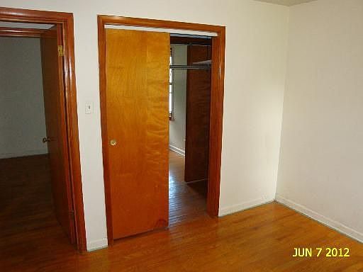 5th image of 61 E Lyndale Ave