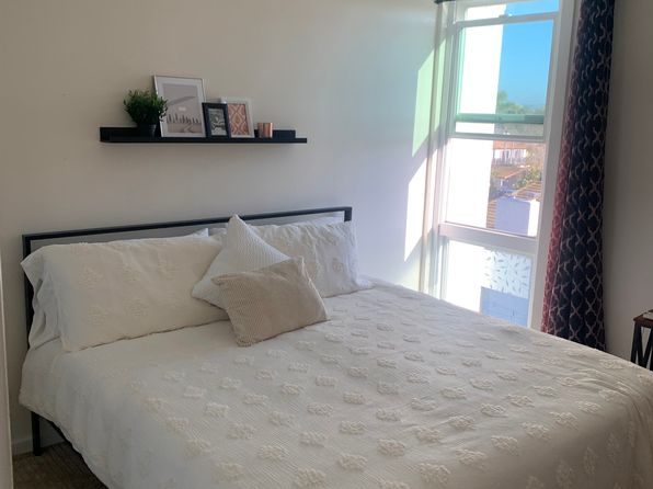 3050 Rue D'orleans #462