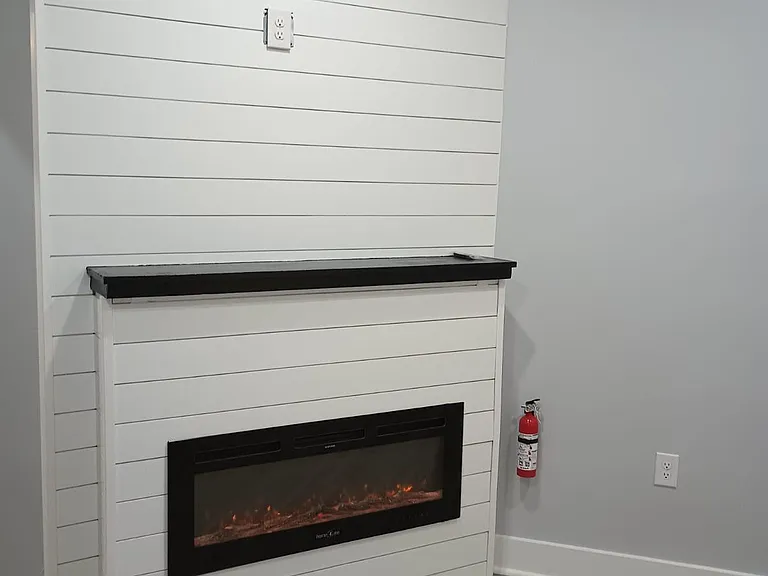 110 E 18th Ave #6 — Photo 4