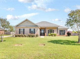 9050 Labrador Trl, Theodore, AL 36582
