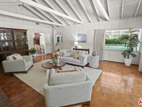 5838 Bonsall Dr, Malibu, CA 90265