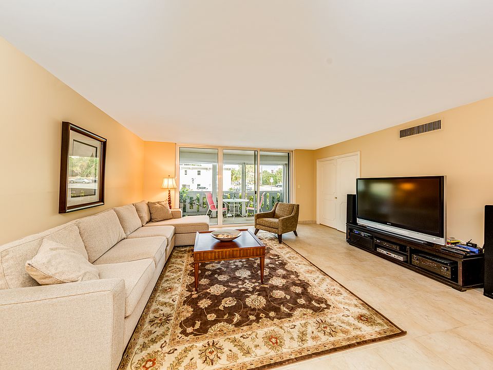 open floor plan, facing East