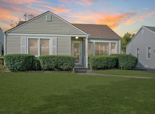 1140 Webster Ln, Des Plaines, IL