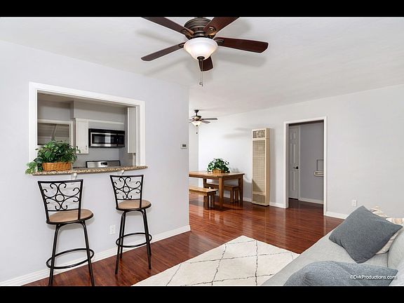 5th image of 5675 Gaines St
