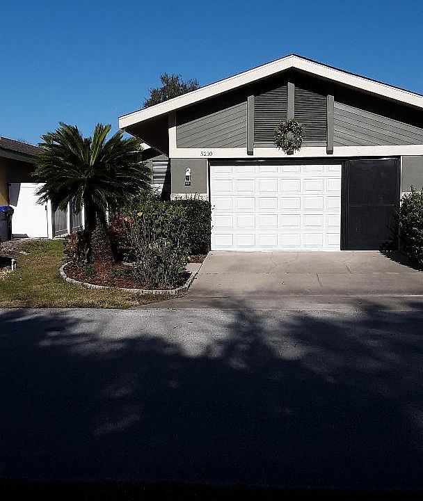 5210 S Riverview Cr 