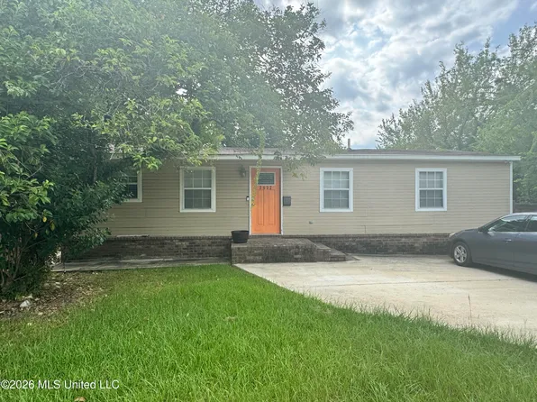 3632 Bailey Ave, Jackson, MS 39213