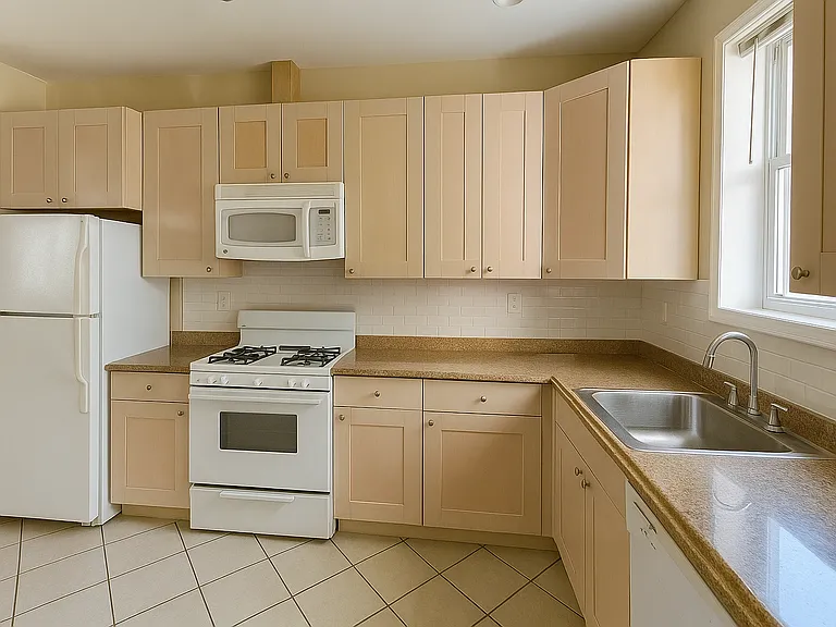 751 Gresham Pl NW #A2 — Photo 6