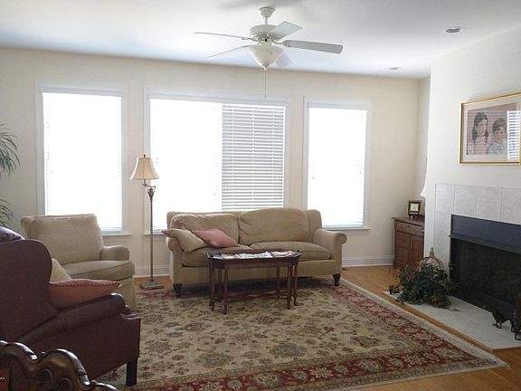 3rd image of 805 S 2nd St Unit 1