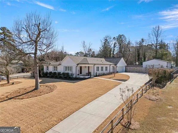 5025 Lakewood Dr, Acworth, GA 30101