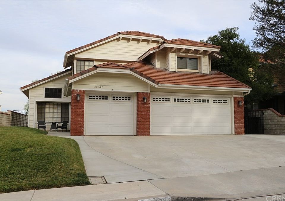 1st image of 28783 Greenwood Pl