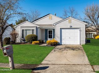 106 Mohican Ln, Little Egg Harbor, NJ