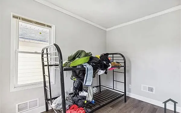 3738 Montgomery St — Photo 12