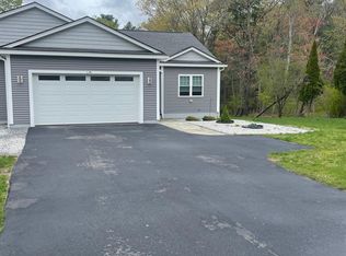 13 Snow Rd #B, North Grafton, MA 01536