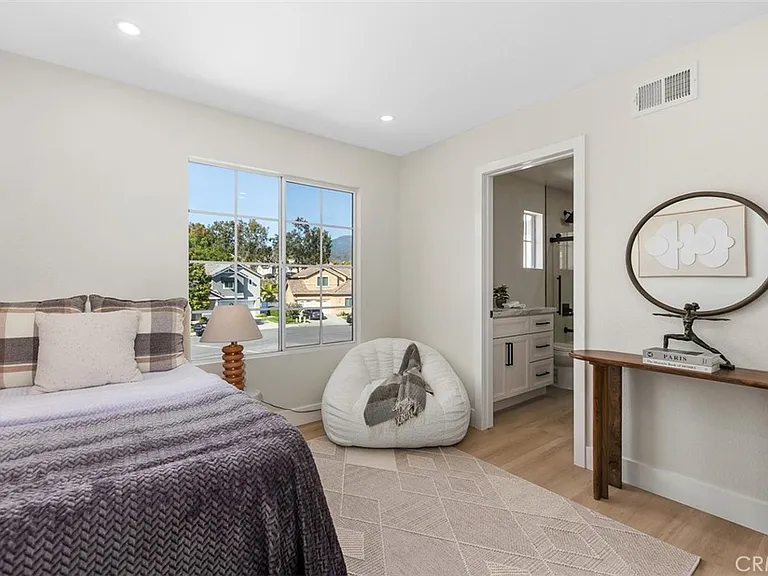 5 Chatri Cir — Photo 19