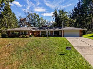 6 Hickory Ln, Marietta, OH 45750