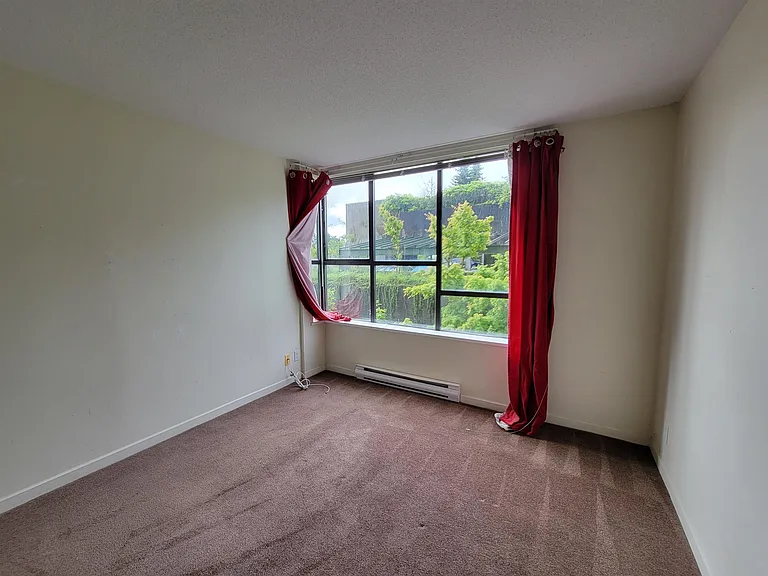 8180 Granville Ave #5XX — Photo 3