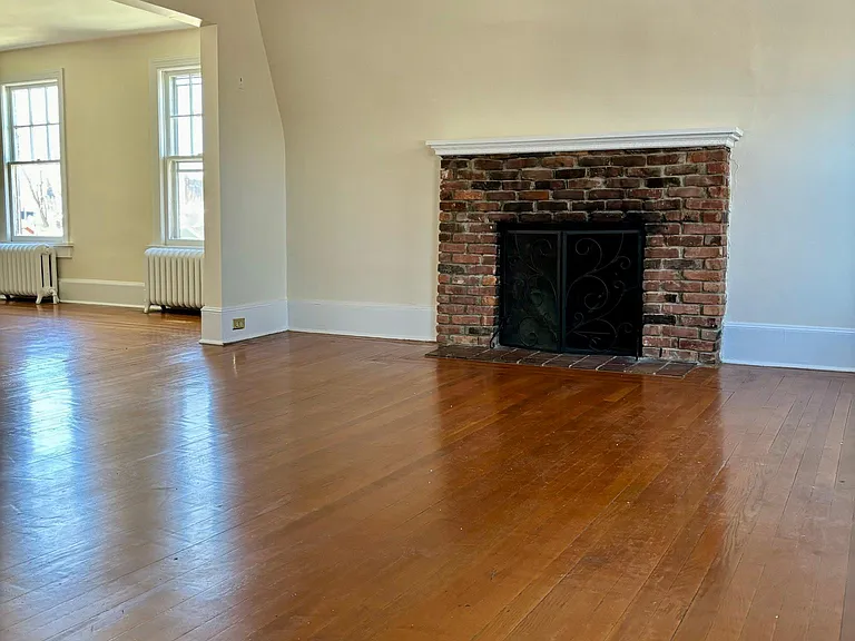 50 Eastern Ave #3 — Photo 2