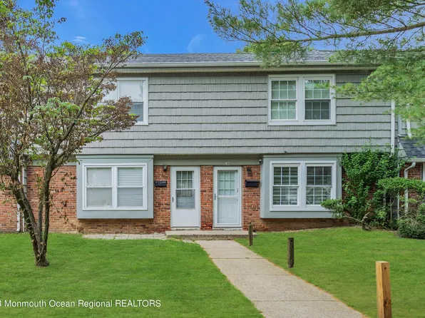 107 Colony Circle, Lakewood, NJ 08701