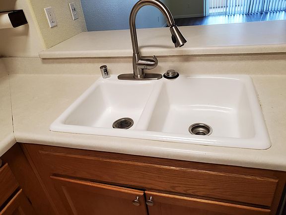 5th image of 1610 Paseo Aurora