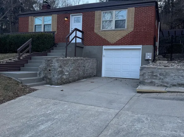 6903 Taylor Rd, Cincinnati, OH 45248