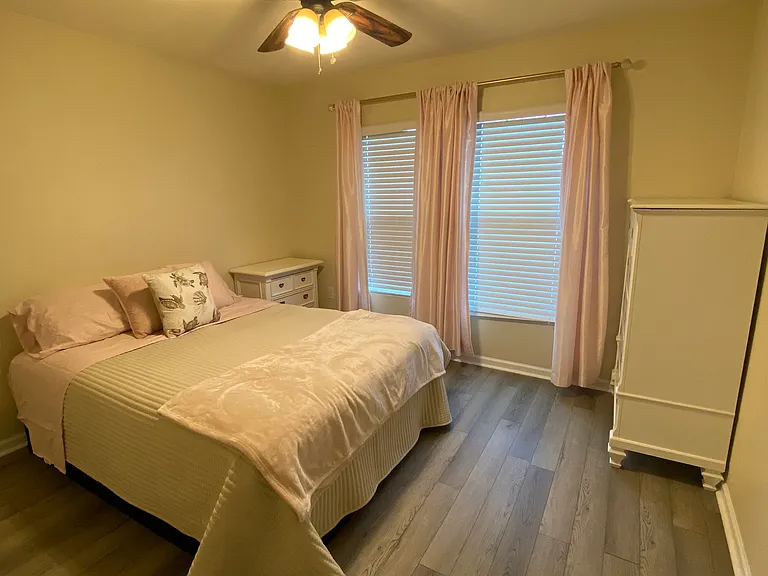 226 Blue Creek Way — Photo 2
