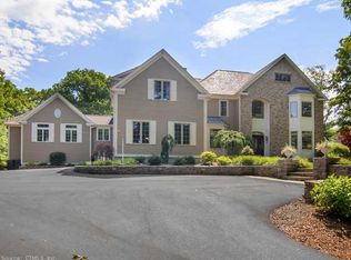 62 Greystone Way, Guilford, CT 06437