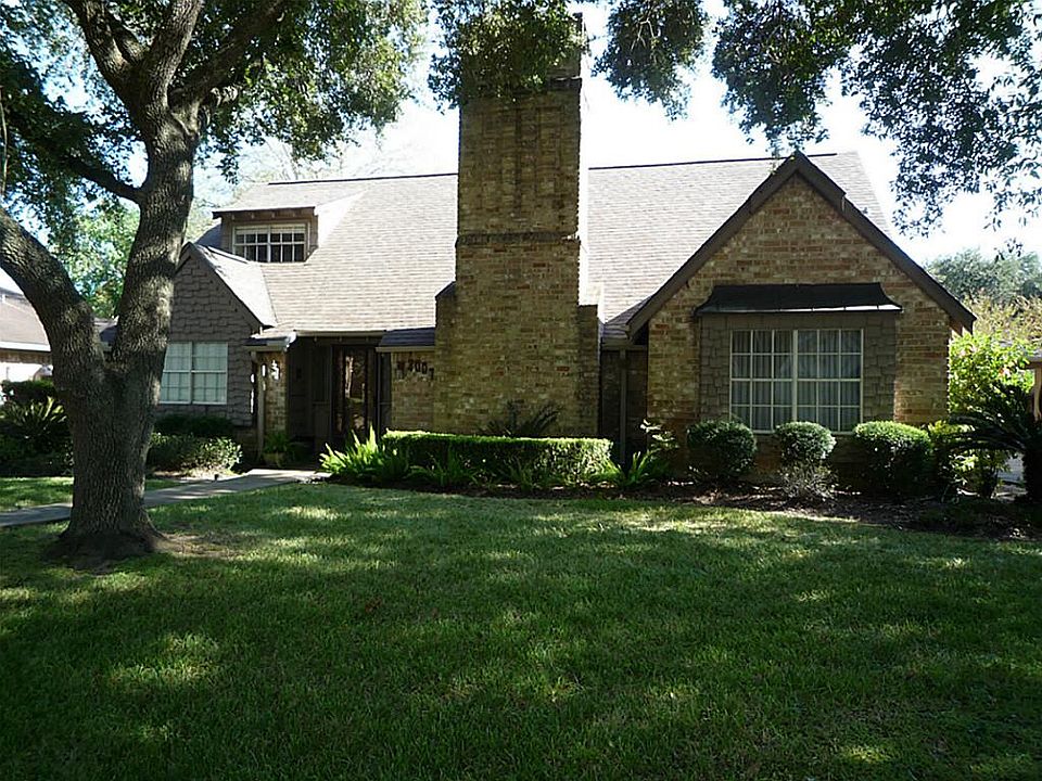 1st image of 3007 Apple Valley Ln