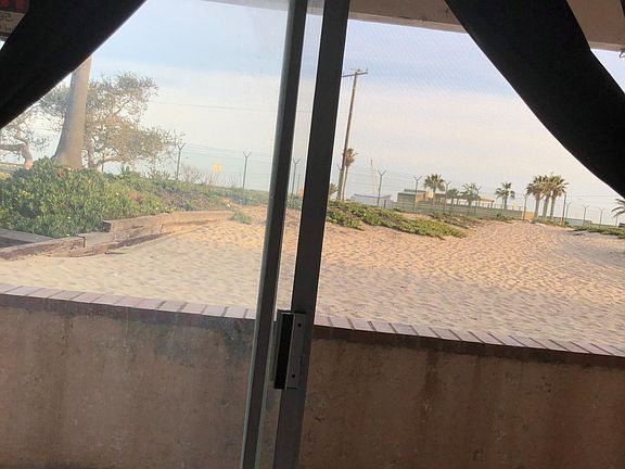 4th image of 1617 Seal Way APT A