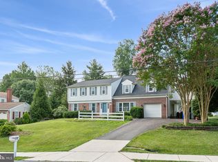 16709 Bethayres Rd, Rockville, MD 20855