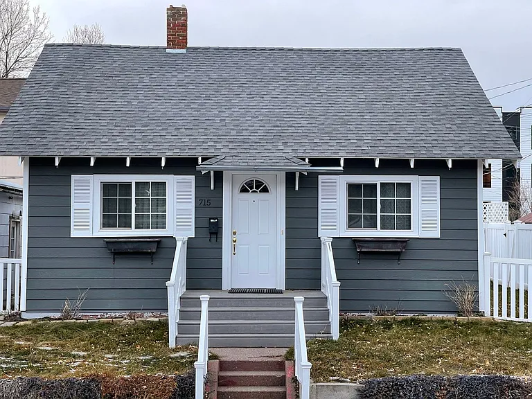 715 W Olive St — Photo 1