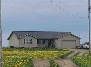 747 E Britton Rd, Burbank, OH 44214