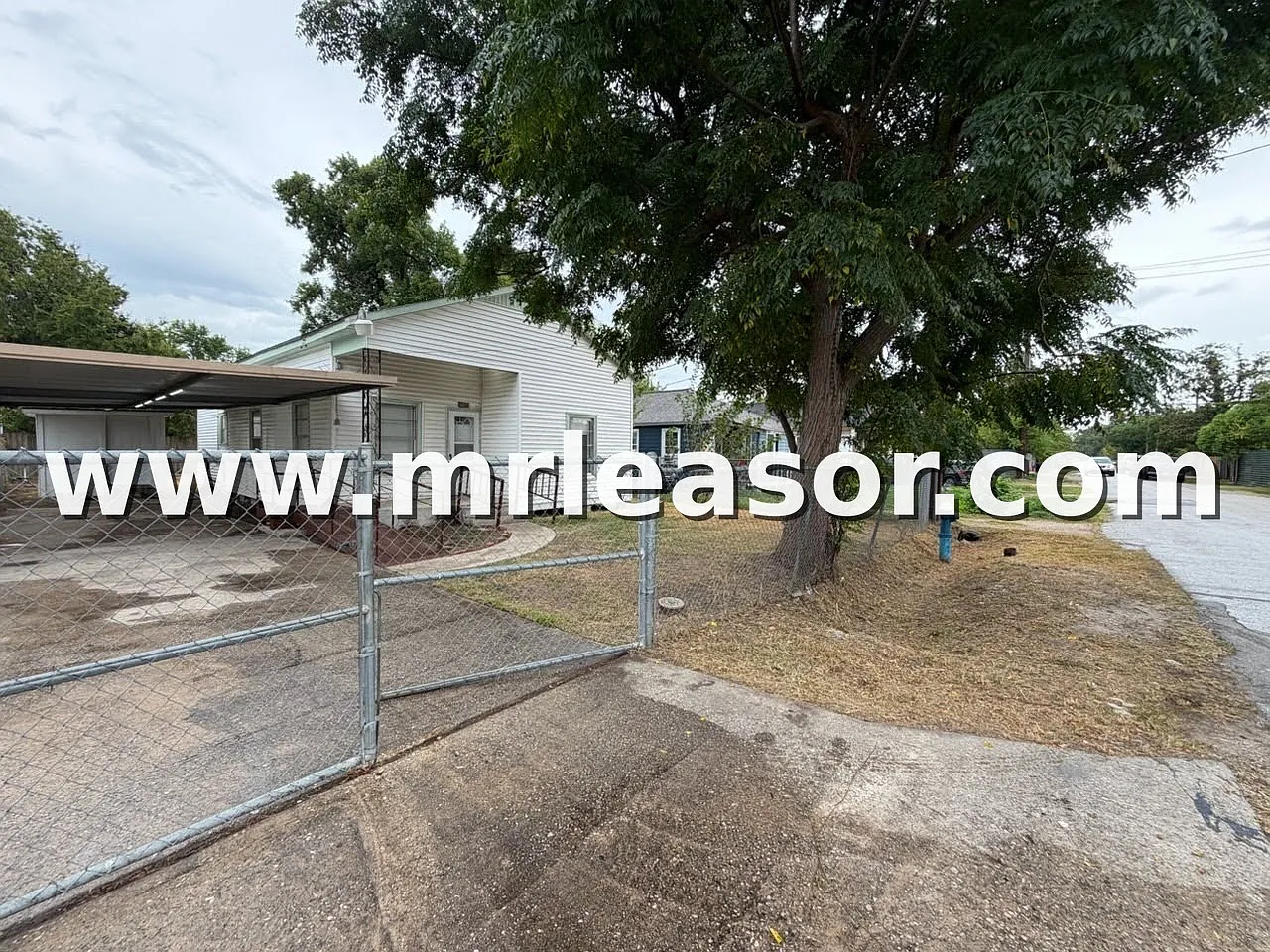 3 bed, 1085 sqft, $1,345 — Photo 3