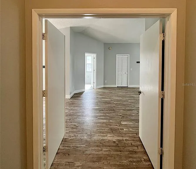 9318 Heritage Oak Ct — Photo 33