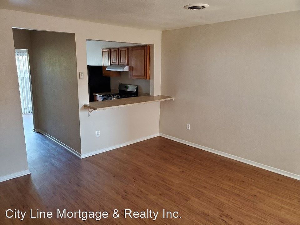 1st image of 9152 Kenwood Dr #9152