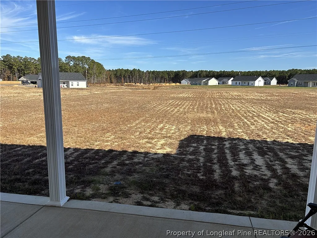 3 bed, 2.0 bath, 1382 sqft, $1,700 — Photo 4