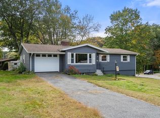 11 Tanglewood Rd, Leicester, MA 01524