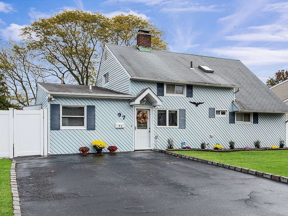 97 Hardy Lane, Westbury, NY 11590 Zillow