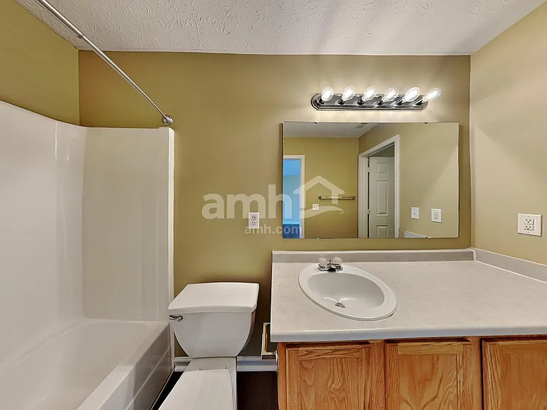 5666 Congressional Pl — Photo 11