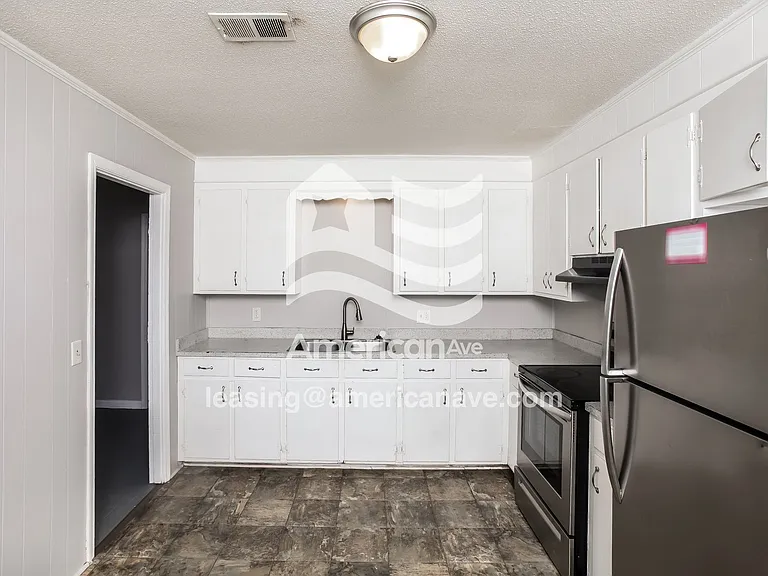 1671_008_kitchen_14286419.jpg