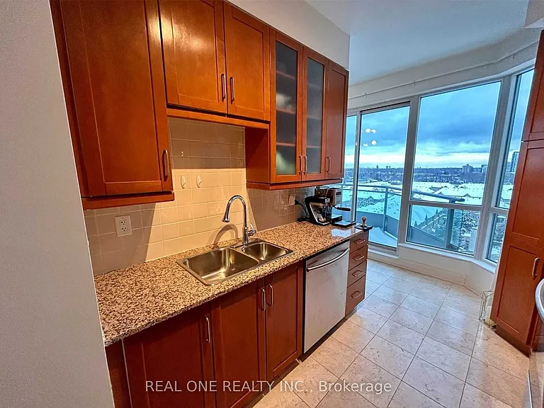 60 Byng Ave #910 — Photo 10