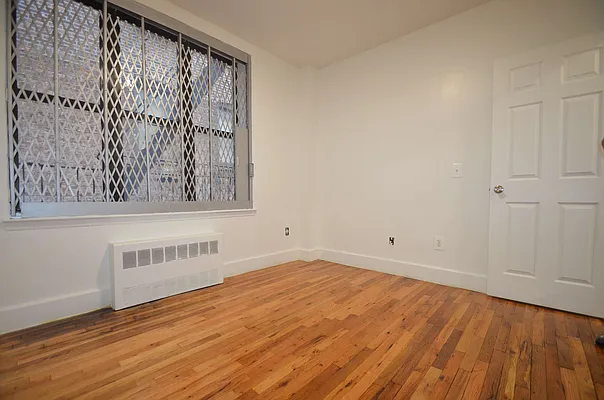 Rented by CITY SKYLINE REALTY INC | media 14