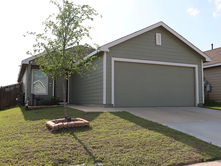 3330 Beckwith Way — Photo 2